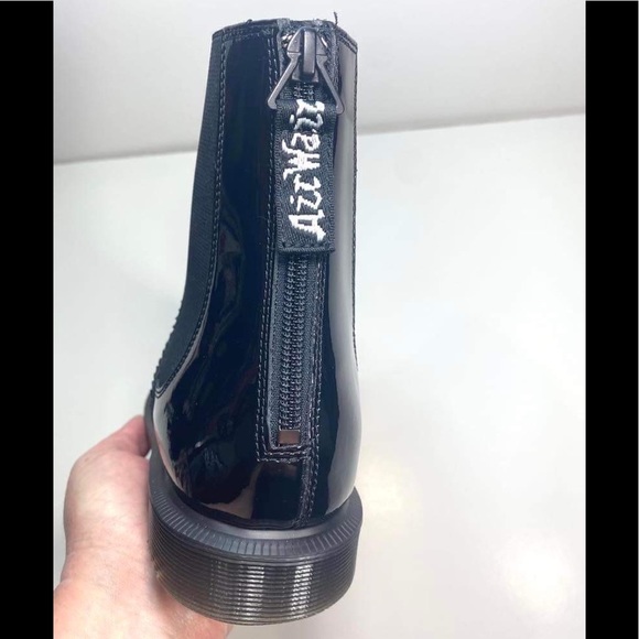 Dr.Martens Zillow Black Glossy Patent Leather Boors - Picture 12 of 14